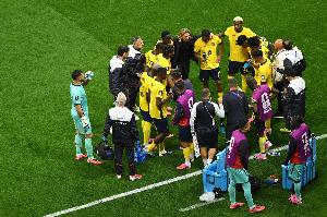 墨西哥与厄瓜多尔比赛继续补水，FIFA官方声明已撤除“禁止补水”内容