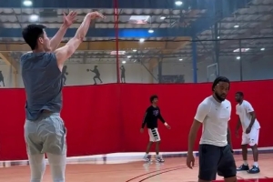 郭昊文出征NBA夏季联赛！最后一日在洛杉矶，下一站萨克拉门托