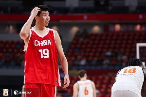 媒体人：明日可试徐昕，对方内线高柏凯活动范围仅限于油漆区