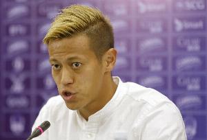 本田圭佑：多次对阵巴西屡遭惨败 顺风局下突遭连番进球